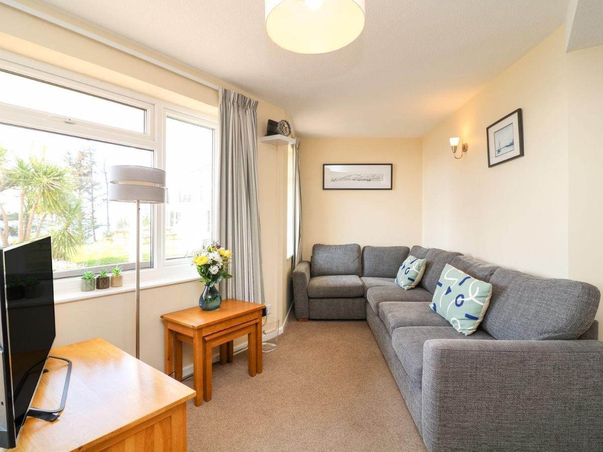 Apartment 2 - Mount Brioni Downderry  Экстерьер фото