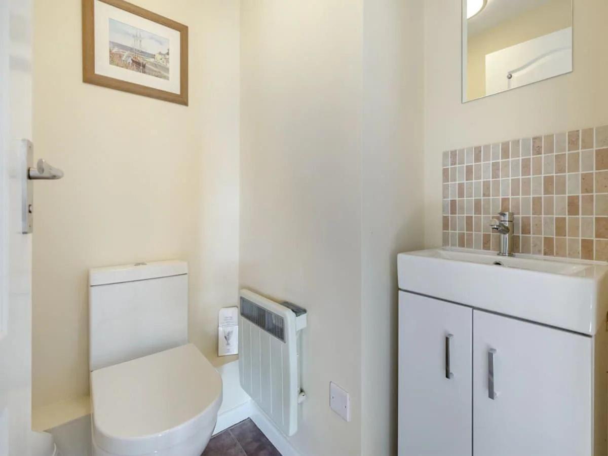 Apartment 2 - Mount Brioni Downderry  Экстерьер фото